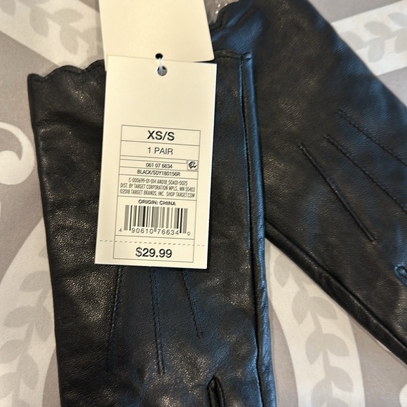 Leather Gloves - Picture 4 of 4